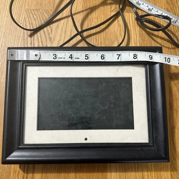 Digital Photo Frame - Picture 4 of 5